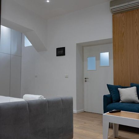 Britney'S Apartments Tiranë Ngoại thất bức ảnh