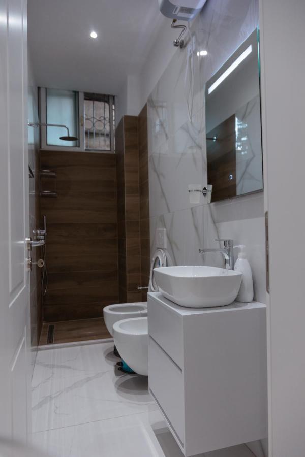 Britney'S Apartments Tiranë Ngoại thất bức ảnh