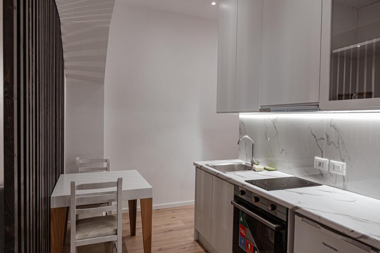 Britney'S Apartments Tiranë Ngoại thất bức ảnh