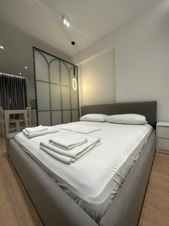 Britney'S Apartments Tiranë Ngoại thất bức ảnh
